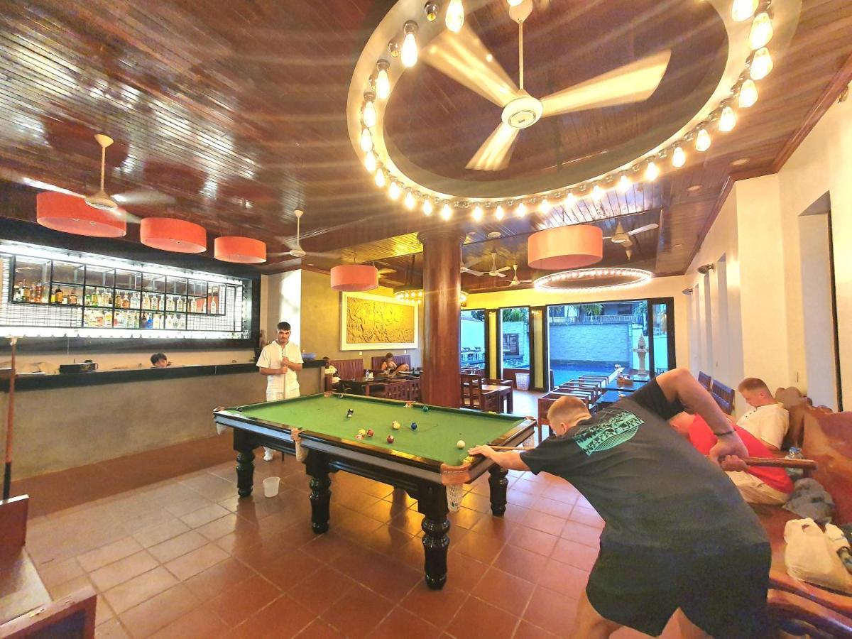 Darling Pub Hostel Siem Reap Exteriör bild