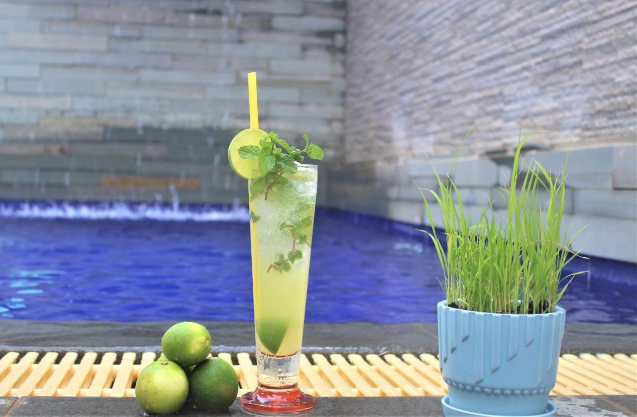 Darling Pub Hostel Siem Reap Exteriör bild